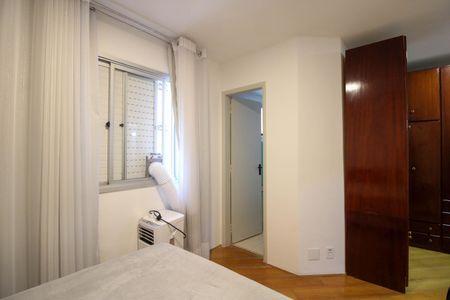 Apartamento à venda com 76m², 2 quartos e 1 vaga Apartamento à venda com 76m², 2 quartos e 1 vagaSuíte