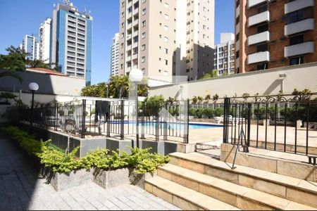 Apartamento à venda com 76m², 2 quartos e 1 vaga Apartamento à venda com 76m², 2 quartos e 1 vagaPiscina