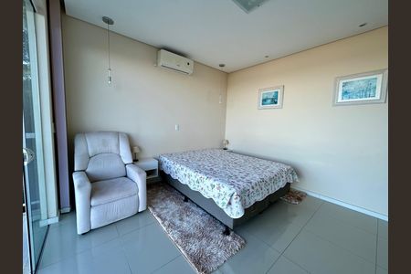 Casa para alugar com 450m², 3 quartos e 5 vagasSuíte 2
