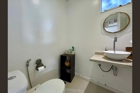 Casa para alugar com 450m², 3 quartos e 5 vagasLavabo