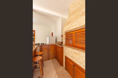 Casa para alugar com 380m², 3 quartos e 13 vagas