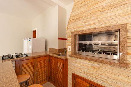 Casa para alugar com 380m², 3 quartos e 13 vagas