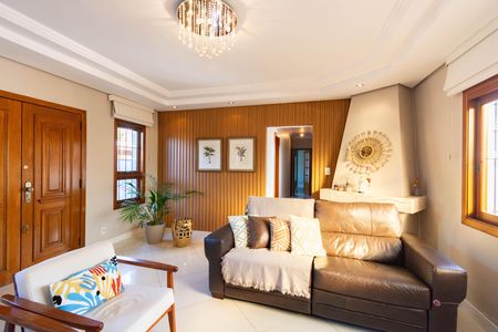Casa para alugar com 380m², 3 quartos e 13 vagas