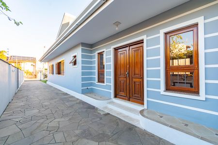 Casa para alugar com 380m², 3 quartos e 13 vagas