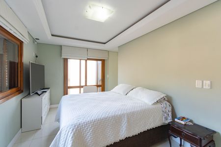 Casa para alugar com 380m², 3 quartos e 13 vagas