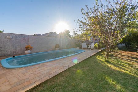 Casa para alugar com 380m², 3 quartos e 13 vagas