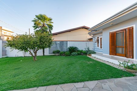 Casa para alugar com 380m², 3 quartos e 13 vagas