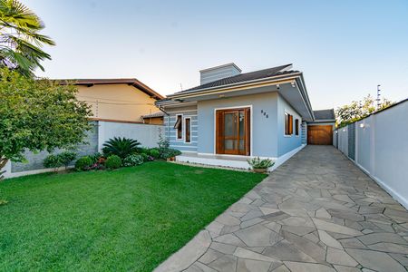 Casa para alugar com 380m², 3 quartos e 13 vagas