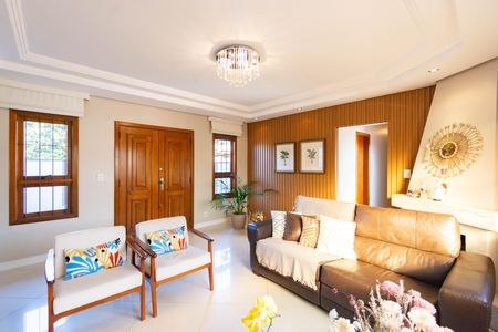 Casa para alugar com 380m², 3 quartos e 13 vagas