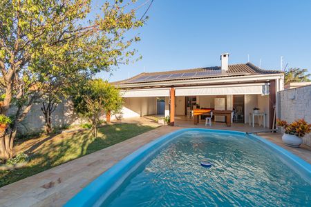 Casa para alugar com 380m², 3 quartos e 13 vagas