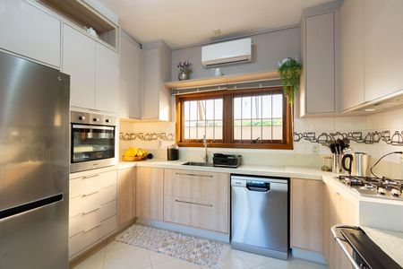 Casa para alugar com 380m², 3 quartos e 13 vagas