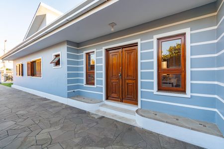Casa para alugar com 380m², 3 quartos e 13 vagas