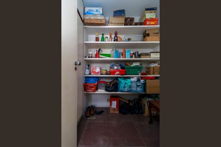 Apartamento à venda com 100m², 3 quartos e 1 vaga Apartamento à venda com 100m², 3 quartos e 1 vagaÁrea de Serviço - Banheiro
