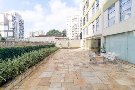 Apartamento à venda com 100m², 3 quartos e 1 vaga Apartamento à venda com 100m², 3 quartos e 1 vagaÁrea Comum