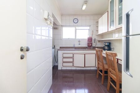 Apartamento à venda com 100m², 3 quartos e 1 vaga Apartamento à venda com 100m², 3 quartos e 1 vagaCozinha