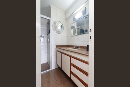 Apartamento à venda com 100m², 3 quartos e 1 vaga Apartamento à venda com 100m², 3 quartos e 1 vagaBanheiro 2