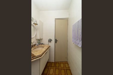 Casa à venda com 198m², 4 quartos e 2 vagas Casa à venda com 198m², 4 quartos e 2 vagasBanheiro da Suíte 1