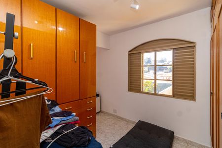 Casa à venda com 198m², 4 quartos e 2 vagas Casa à venda com 198m², 4 quartos e 2 vagasCloset Suíte 2