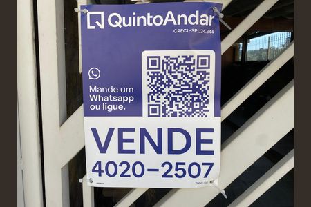 Casa à venda com 198m², 4 quartos e 2 vagas Casa à venda com 198m², 4 quartos e 2 vagasPlaquinha