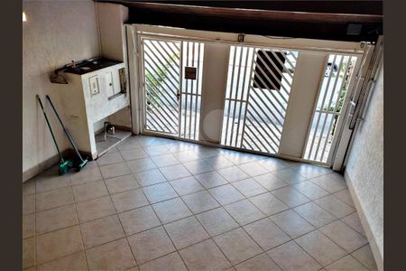 Casa à venda com 3 quartos, 180m² em Jardim Guanca, São Paulo