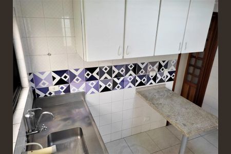 Casa à venda com 3 quartos, 180m² em Jardim Guanca, São Paulo