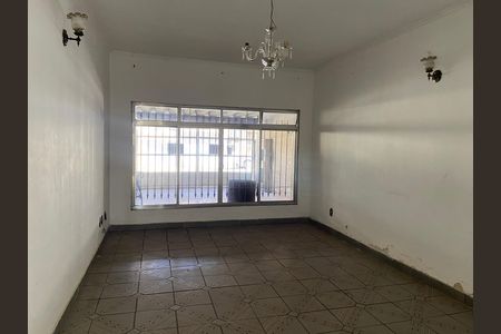 Casa à venda com 250m², 4 quartos e 1 vagaSala