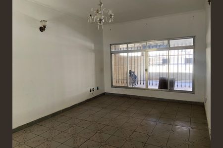 Casa à venda com 250m², 4 quartos e 1 vagaSala