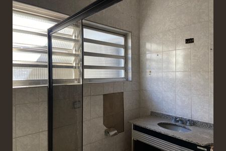 Casa à venda com 250m², 4 quartos e 1 vagaBanheiro 2