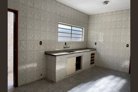 Casa à venda com 250m², 4 quartos e 1 vagaCozinha 1