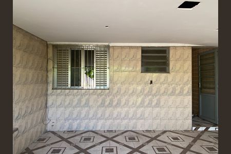 Casa à venda com 250m², 4 quartos e 1 vagaÁrea de Serviço