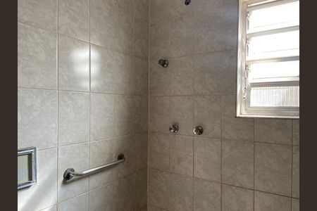 Casa à venda com 250m², 4 quartos e 1 vagaBanheiro 2