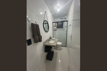 Banheiro de apartamento à venda com 1 quarto, 34m² em Vila Osasco, Osasco