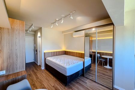 Studio para alugar com 28m², 1 quarto e sem vaga Studio para alugar com 28m², 1 quarto e sem vagaStudio
