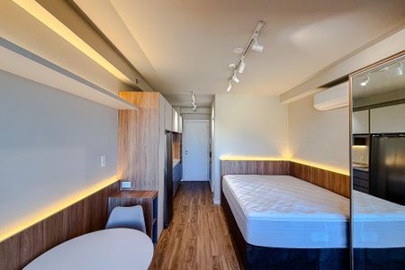 Studio para alugar com 28m², 1 quarto e sem vaga Studio para alugar com 28m², 1 quarto e sem vagaStudio