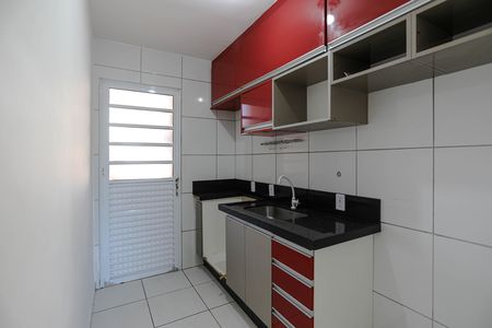 Casa de condomínio para alugar com 55m², 2 quartos e 1 vaga Casa de condomínio para alugar com 55m², 2 quartos e 1 vagaCozinha