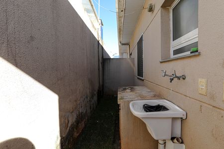 Casa de condomínio para alugar com 55m², 2 quartos e 1 vaga Casa de condomínio para alugar com 55m², 2 quartos e 1 vagaÁrea de Serviço