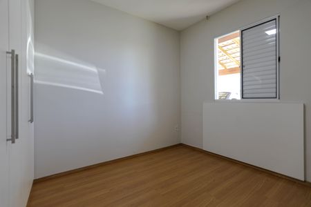 Casa de condomínio para alugar com 55m², 2 quartos e 1 vaga Casa de condomínio para alugar com 55m², 2 quartos e 1 vagaQuarto 1