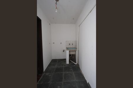 Casa à venda com 130m², 4 quartos e 3 vagas Casa à venda com 130m², 4 quartos e 3 vagasÁrea de Serviço