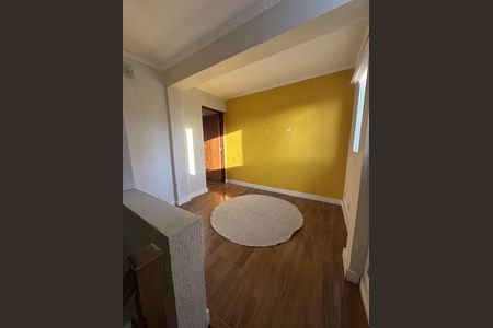 Casa à venda com 220m², 3 quartos e 3 vagas Casa à venda com 220m², 3 quartos e 3 vagasQuarto