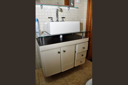Casa para alugar com 163m², 4 quartos e 2 vagas