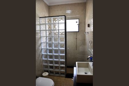 Casa para alugar com 163m², 4 quartos e 2 vagas Casa para alugar com 163m², 4 quartos e 2 vagasDetalhe - Banheiro Social