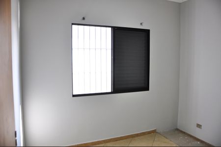 Casa para alugar com 163m², 4 quartos e 2 vagas Casa para alugar com 163m², 4 quartos e 2 vagasDetalhe - Quarto 04