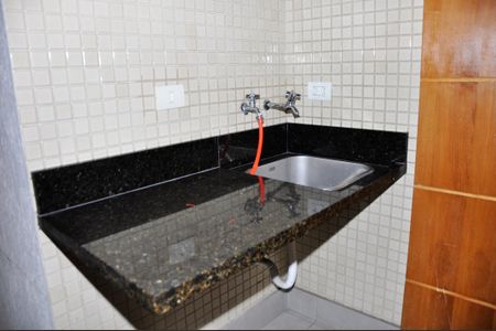 Casa para alugar com 163m², 4 quartos e 2 vagas Casa para alugar com 163m², 4 quartos e 2 vagasDetalhe - Área de Serviço