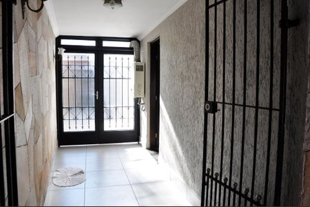 Casa para alugar com 163m², 4 quartos e 2 vagas Casa para alugar com 163m², 4 quartos e 2 vagasDetalhe - Hall Entrada