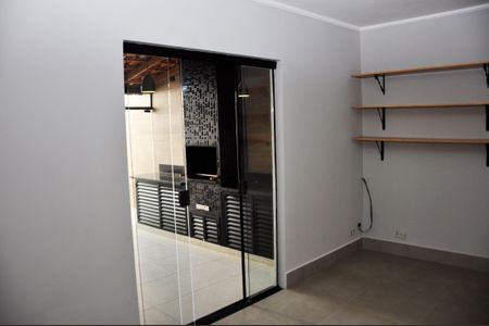 Casa para alugar com 163m², 4 quartos e 2 vagas Casa para alugar com 163m², 4 quartos e 2 vagasDetalhe - Dispensa