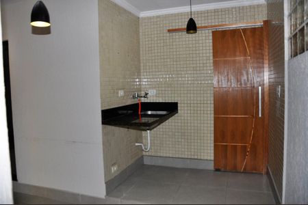 Casa para alugar com 163m², 4 quartos e 2 vagas Casa para alugar com 163m², 4 quartos e 2 vagasDetalhe - Área de Serviço