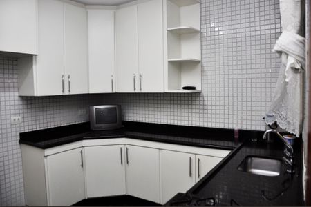 Casa para alugar com 163m², 4 quartos e 2 vagas Casa para alugar com 163m², 4 quartos e 2 vagasDetalhe - Cozinha