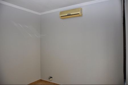 Casa para alugar com 163m², 4 quartos e 2 vagas Casa para alugar com 163m², 4 quartos e 2 vagasDetalhe - Quarto 03