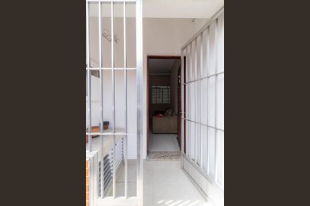 Casa de condomínio à venda com 80m², 2 quartos e 1 vaga Casa de condomínio à venda com 80m², 2 quartos e 1 vagaVaranda