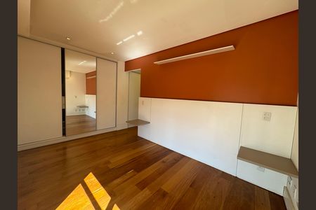 Apartamento para alugar com 100m², 3 quartos e 2 vagasSuíte